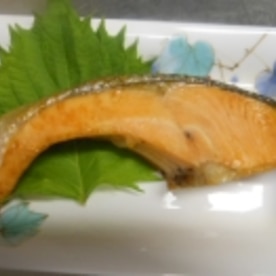 シンプルにトースターで 鮭の塩焼き レシピ 作り方 By アルプスの乙女 楽天レシピ シンプルにトースターで 鮭の塩焼き レシピ 作り方 By アルプスの乙女 楽天レシピ